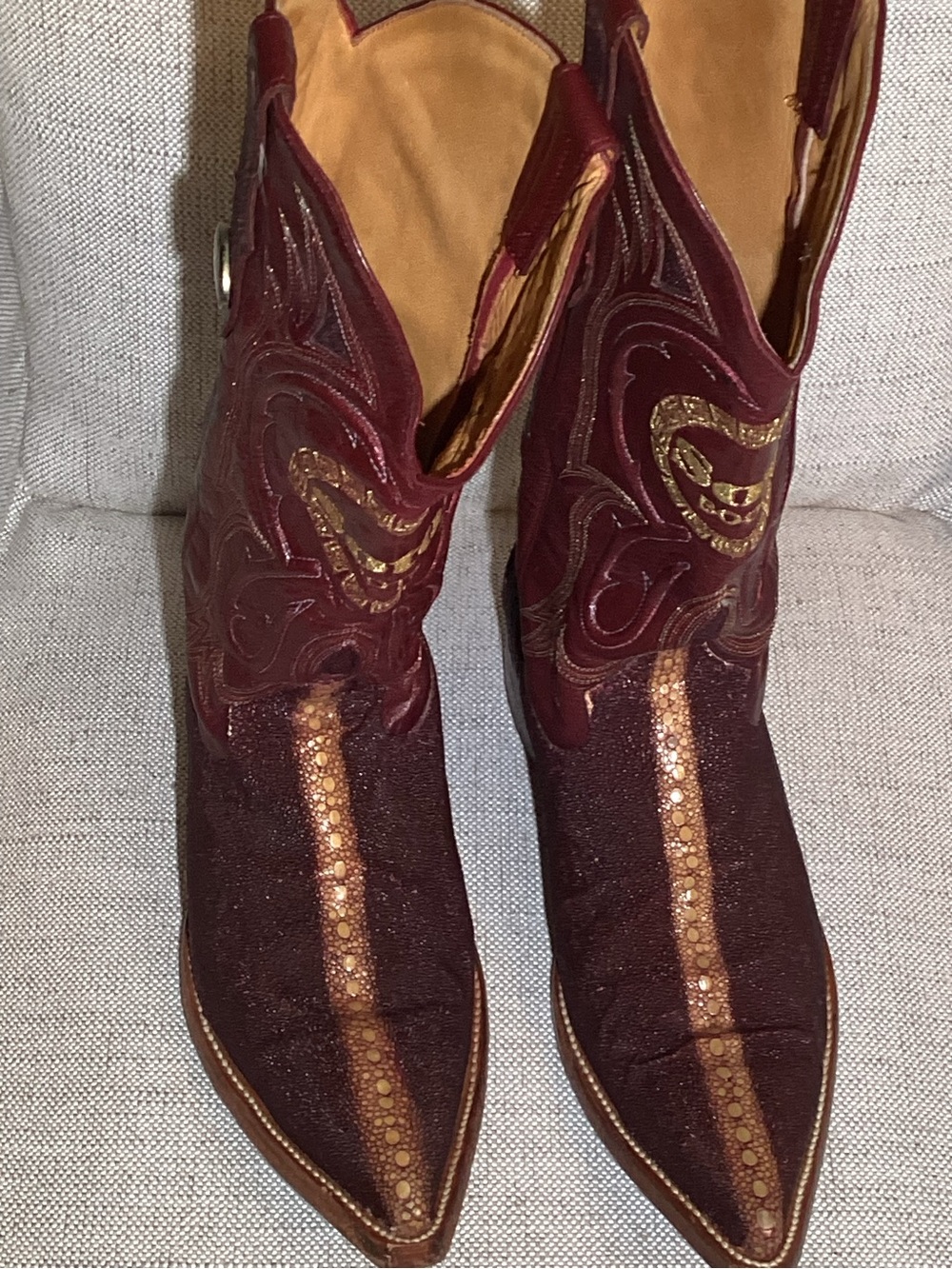 Soto stingray men’s leather Burgundy Embellished Western Boots size 7